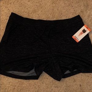 Heathered Black 32° Cool Shorts